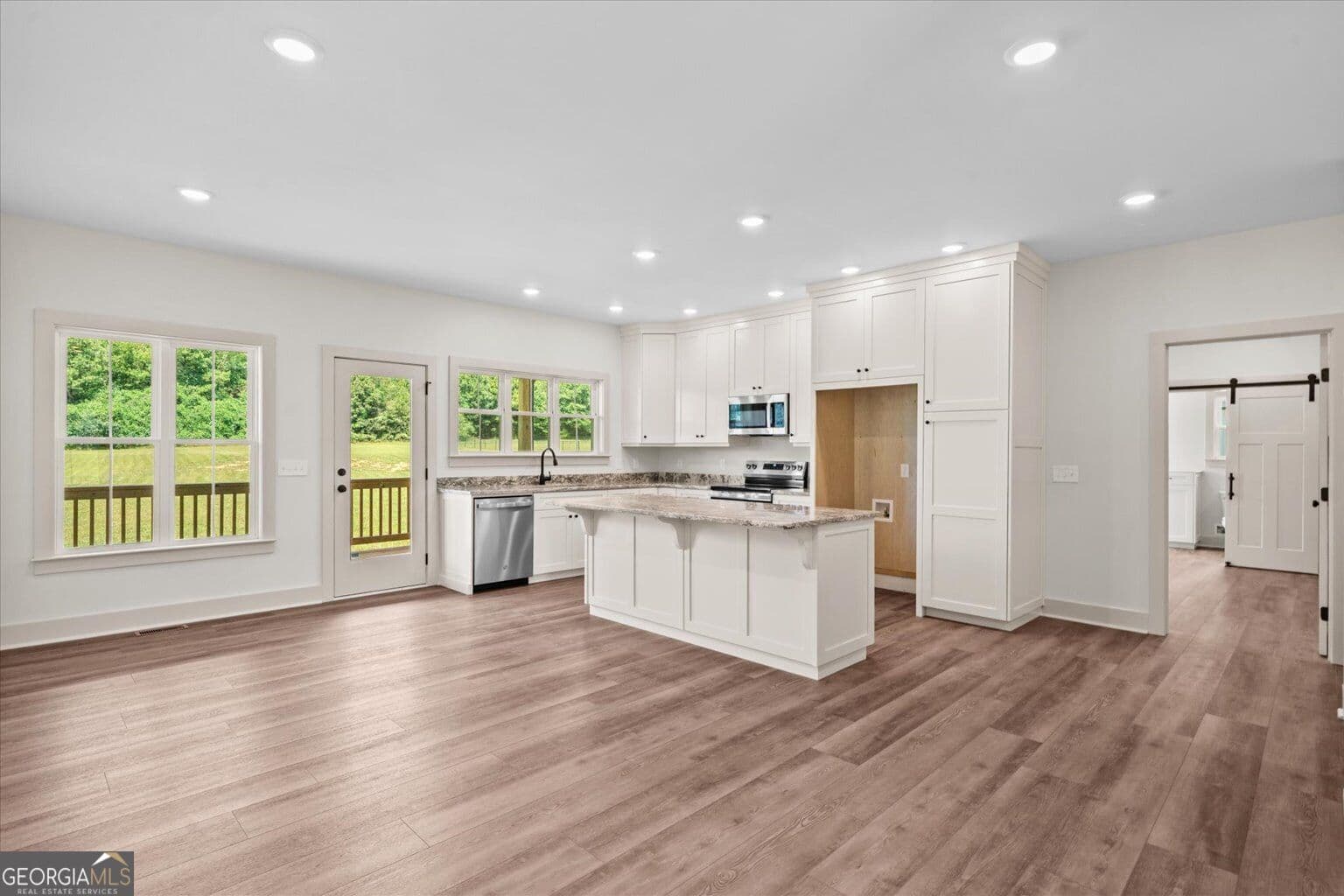 4 bedroom, 2.5 bathroom, 1,920 sq ft single family residence for sale at 1067 Tucker School Road, Cohutta, GA 30710 — photo 8