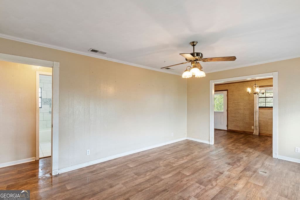 3 bedroom, 1 bathroom, 1,134 sq ft single family residence under contract at 27 Patricia Lane, Hazlehurst, GA 31539 — photo 6