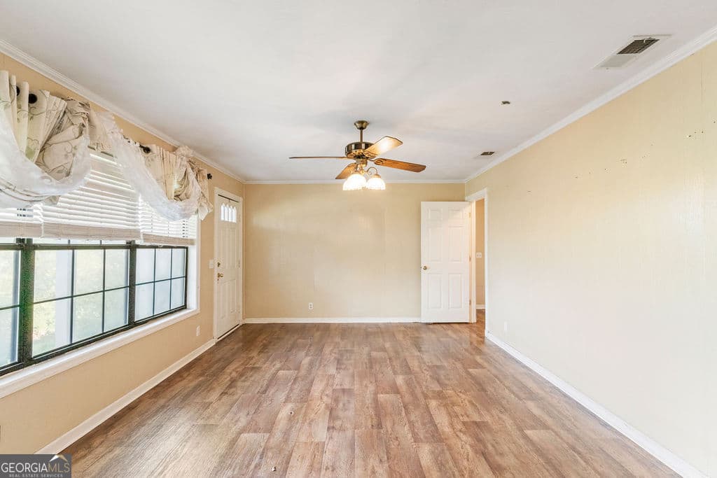3 bedroom, 1 bathroom, 1,134 sq ft single family residence under contract at 27 Patricia Lane, Hazlehurst, GA 31539 — photo 5