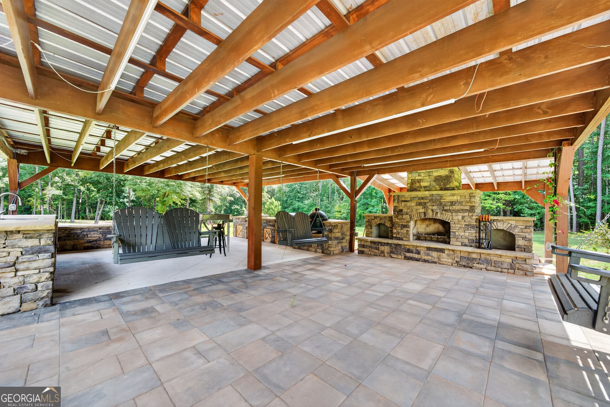 3 bedroom, 2 bathroom, 1,600 sq ft single family residence for sale at 1081 Parks Mill Lane, Buckhead, GA 30625 — photo 6