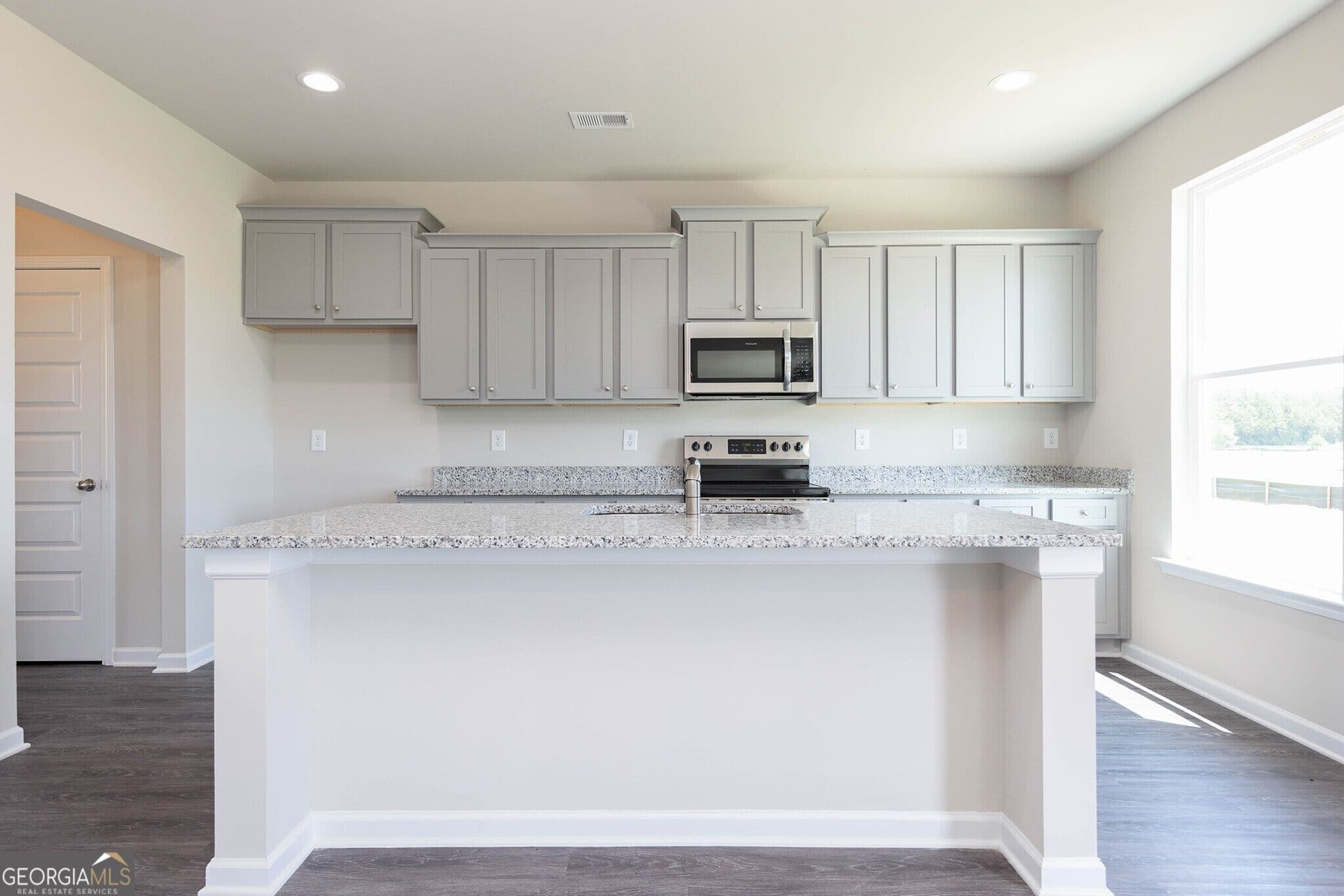 4 bedroom, 2.5 bathroom, 2,159 sq ft single family residence for sale at 3279 Kottayam Court, Statham, GA 30666 — photo 7