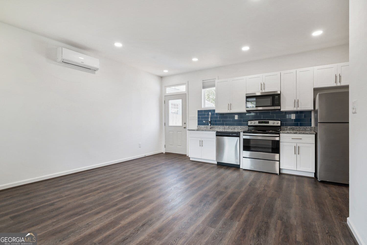 1 bedroom, 1 bathroom, 603 sq ft triplex for rent at 1060 Grant Way C, Atlanta, GA 30315 for $1,449 a month — photo 6