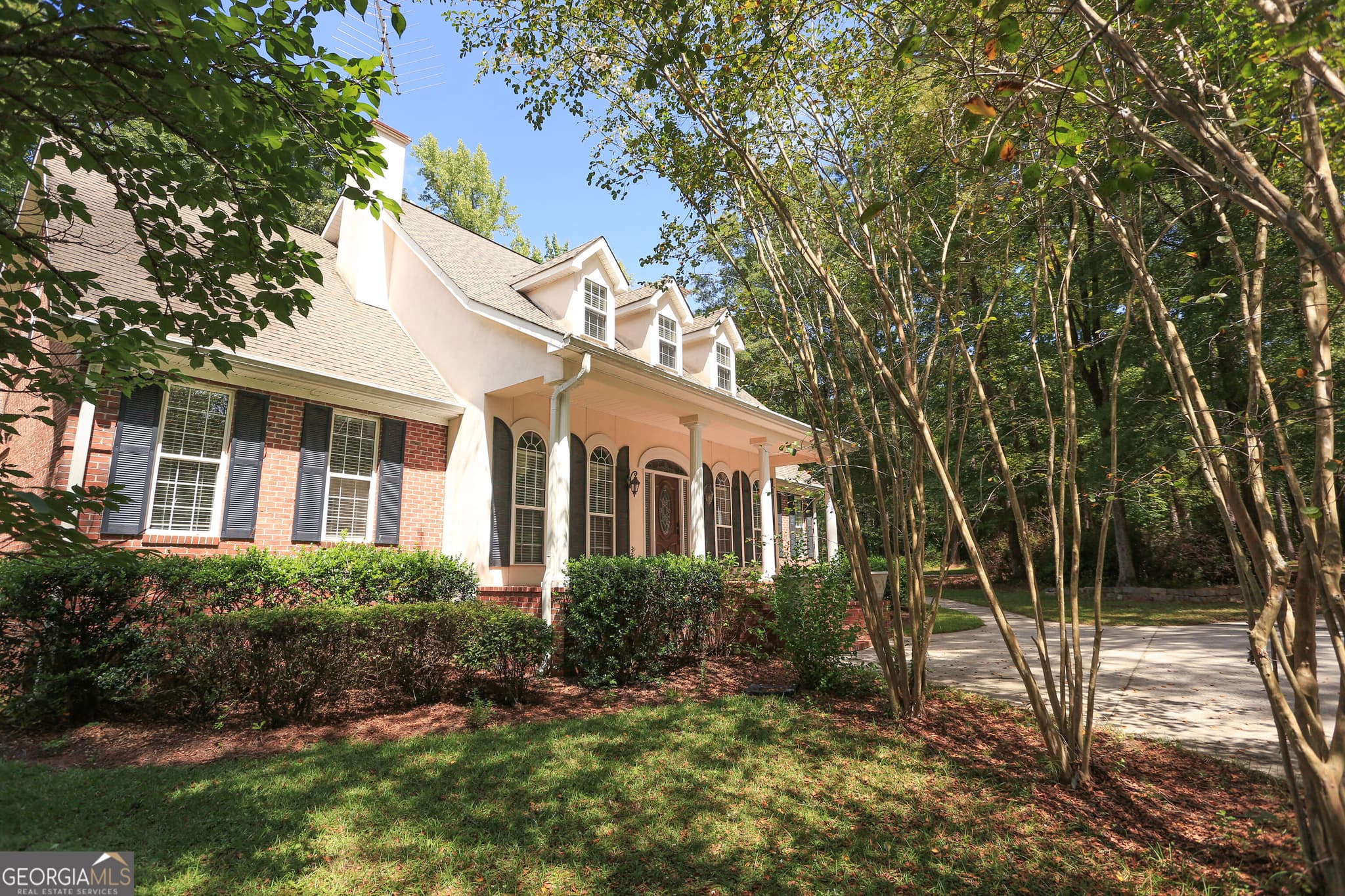 4 bedroom, 3.5 bathroom, 3,130 sq ft single family residence for sale at 421 Creekside Drive, Gray, GA 31032 — photo 4