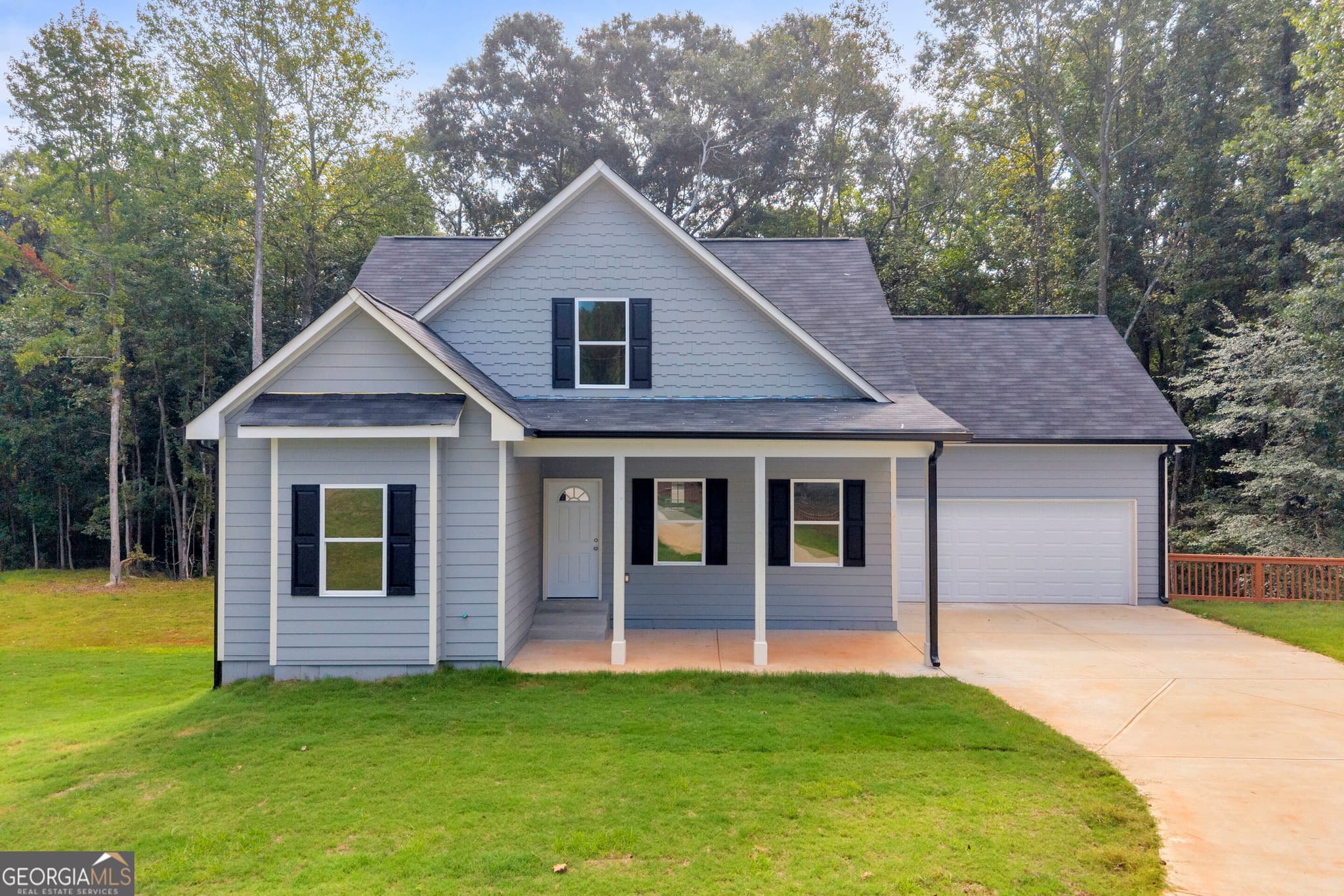 4 bedroom, 3.5 bathroom, 2,000 sq ft single family residence for sale at 286 Adams Place Drive, Royston, GA 30662 — photo 2