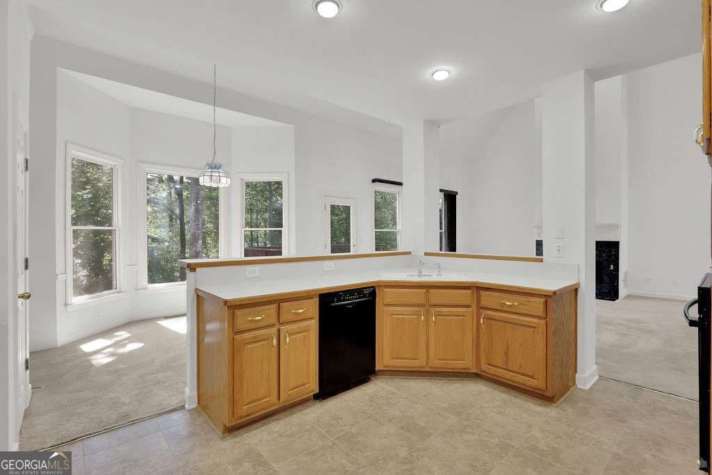 4 bedroom, 2.5 bathroom, 2,383 sq ft single family residence for sale at 3760 Colonial Trail, Lilburn, GA 30047 — photo 6