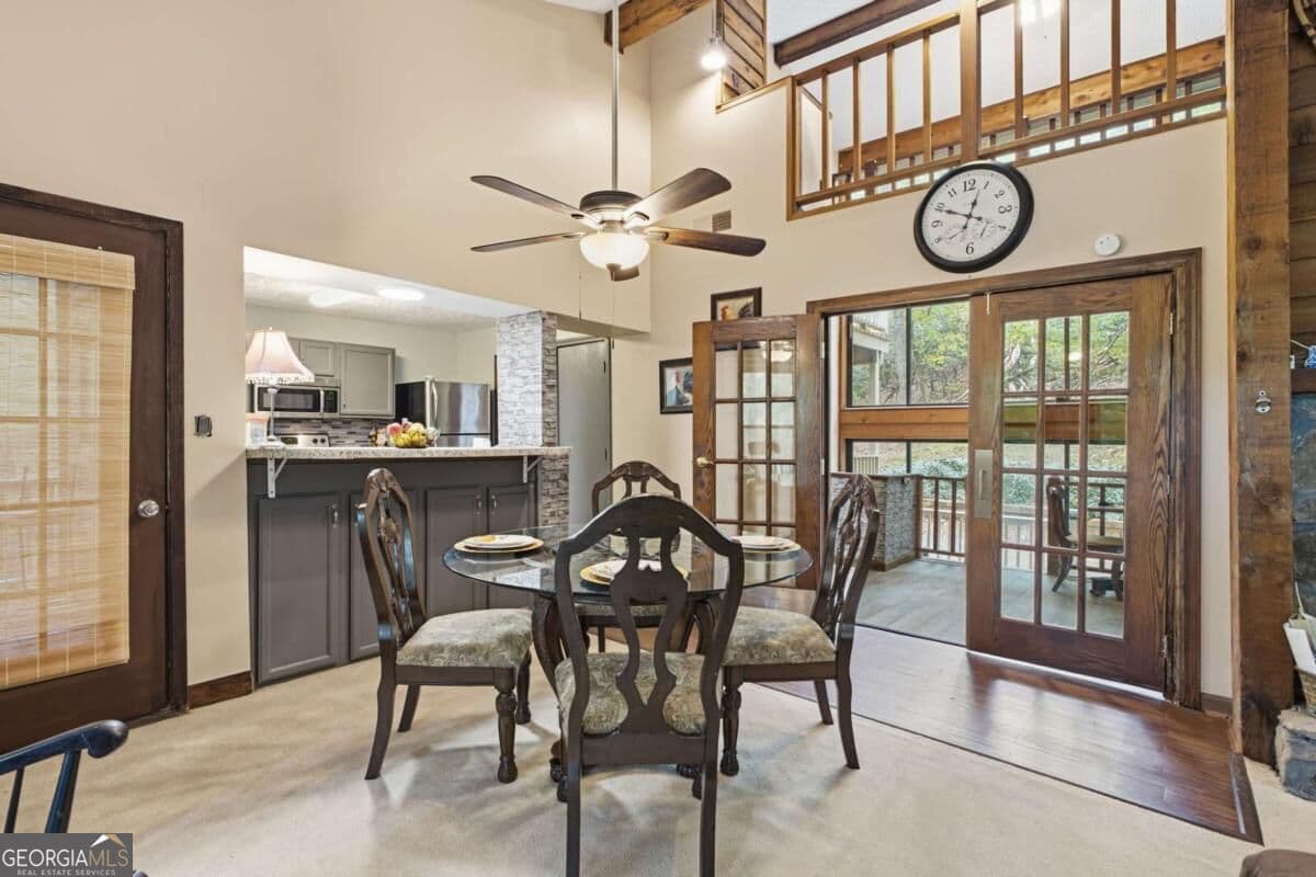 3 bedroom, 3.5 bathroom, 2,528 sq ft cabin,single family residence for sale at 624 Crippled Oak Trail, Jasper, GA 30143 — photo 3