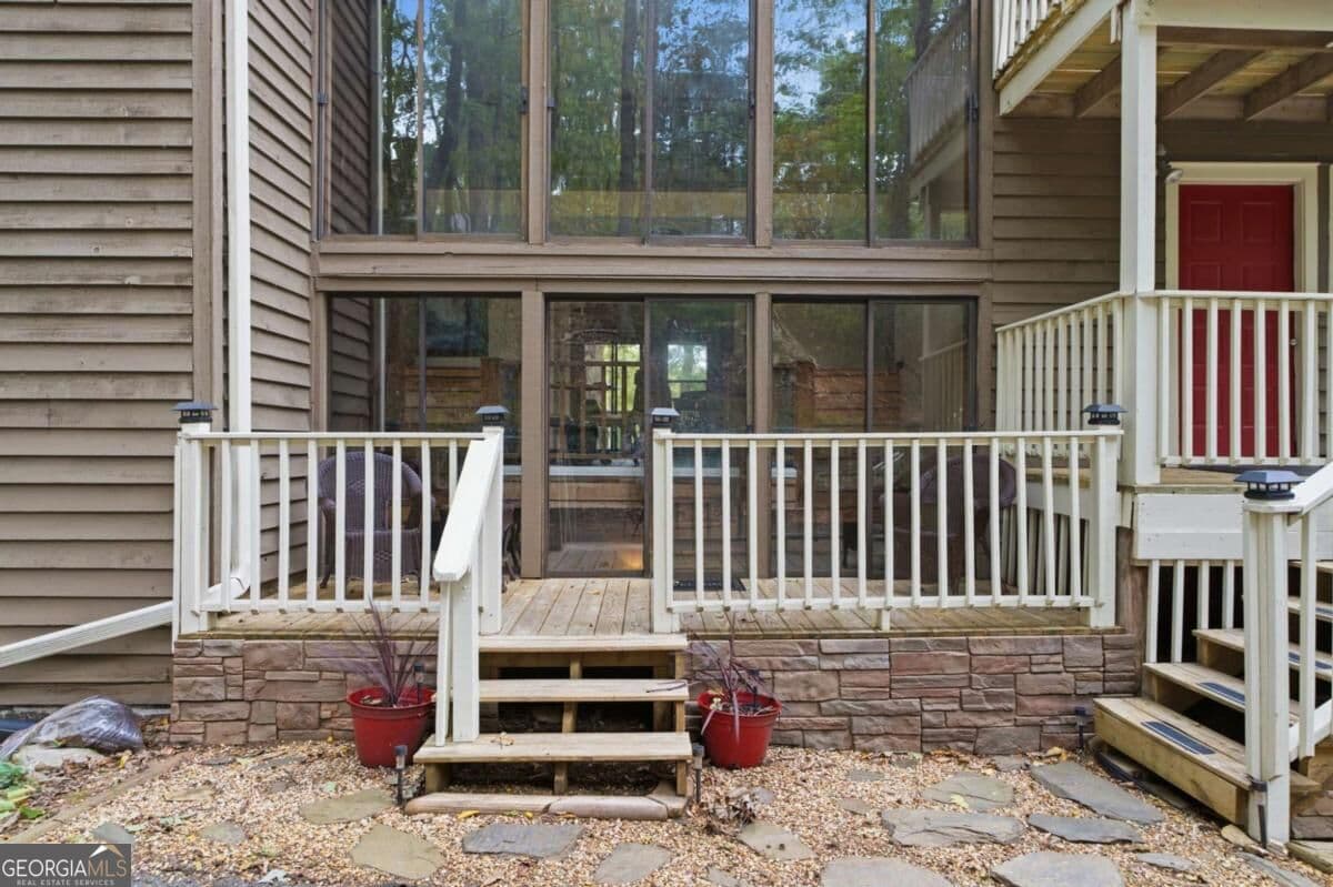 3 bedroom, 3.5 bathroom, 2,528 sq ft cabin,single family residence for sale at 624 Crippled Oak Trail, Jasper, GA 30143 — photo 9