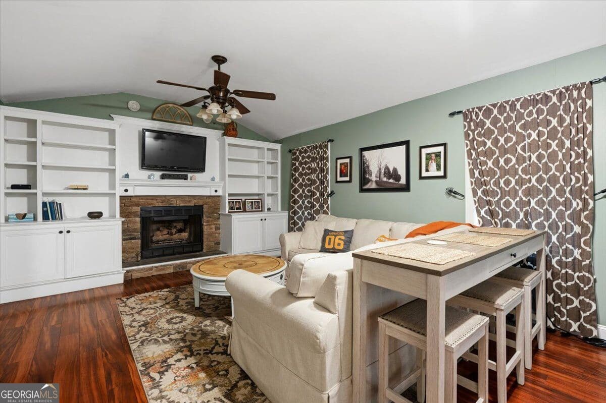 3 bedroom, 2 bathroom, 1,444 sq ft single family residence for sale at 936 Unadilla Trail, Macon, GA 31220 — photo 5