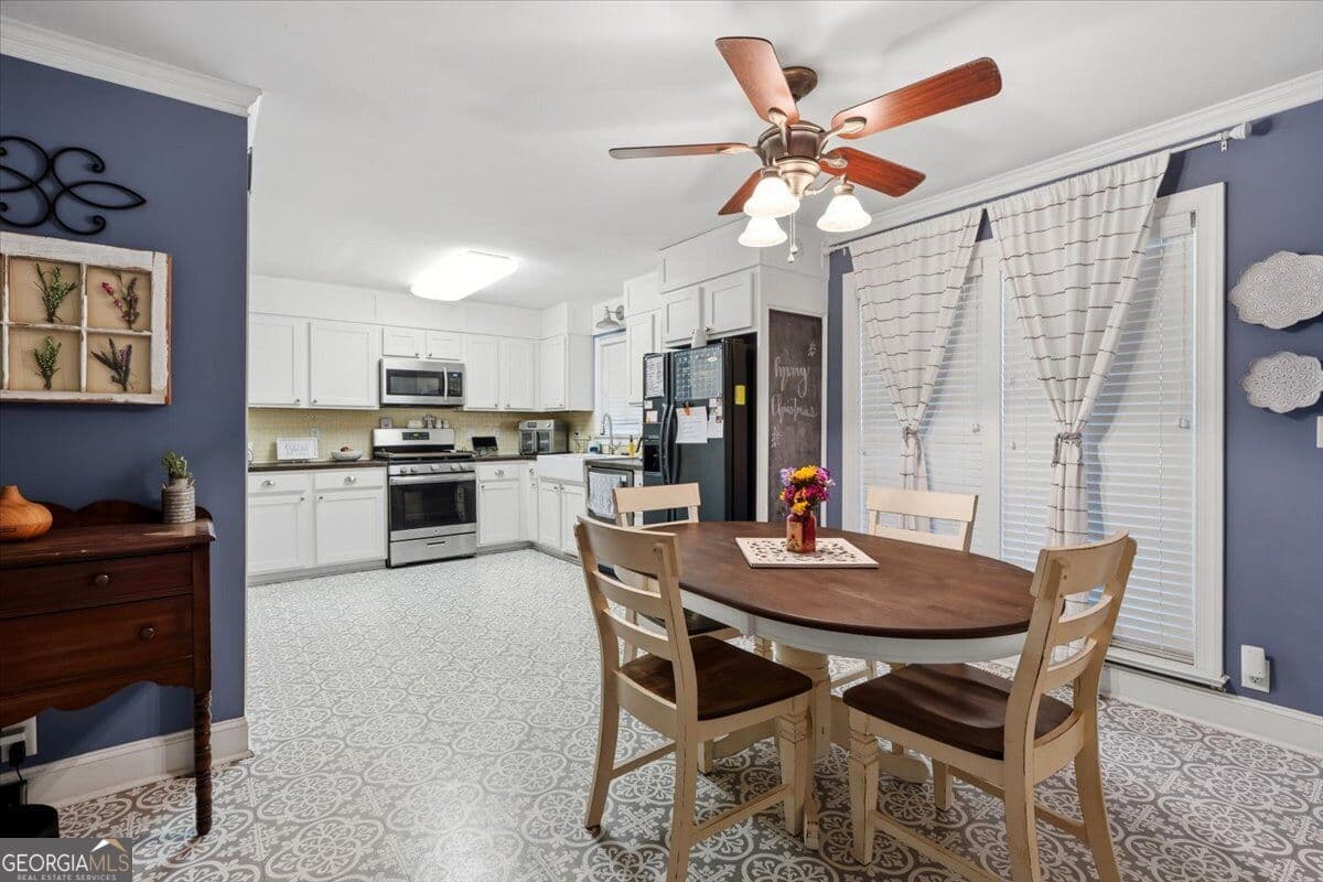 3 bedroom, 2 bathroom, 1,444 sq ft single family residence for sale at 936 Unadilla Trail, Macon, GA 31220 — photo 9