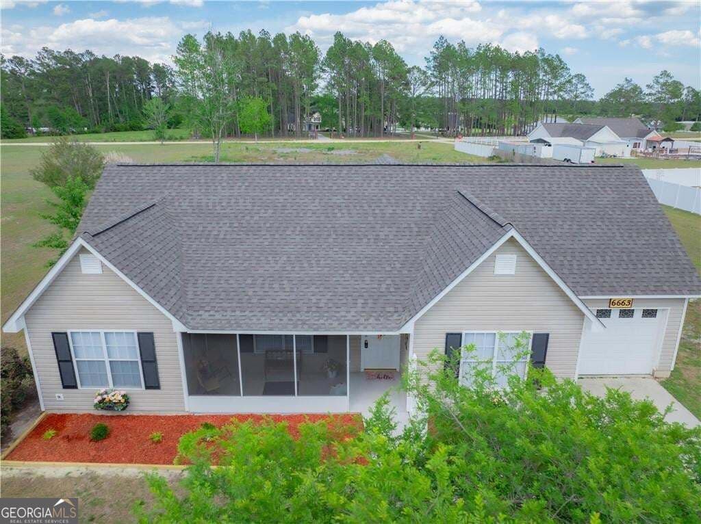 3 bedroom, 2 bathroom, 1,495 sq ft single family residence for sale at 6663 Pine Ridge Circle, Blackshear, GA 31516 — photo 7