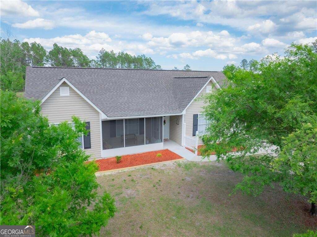3 bedroom, 2 bathroom, 1,495 sq ft single family residence for sale at 6663 Pine Ridge Circle, Blackshear, GA 31516 — photo 4