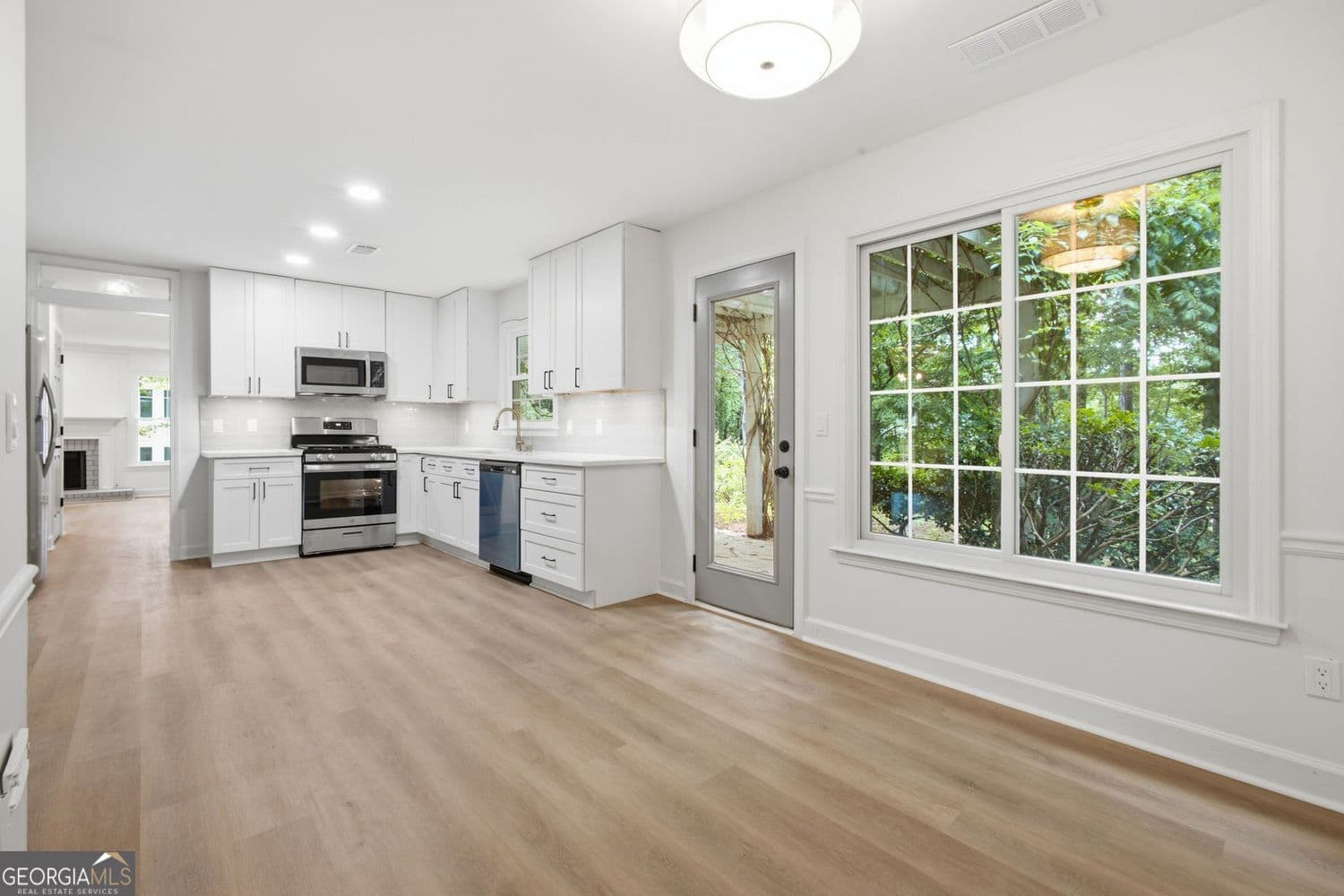 4 bedroom, 2.5 bathroom, 2,248 sq ft single family residence for sale at 9380 Grace Lake Drive, Douglasville, GA 30135 — photo 5
