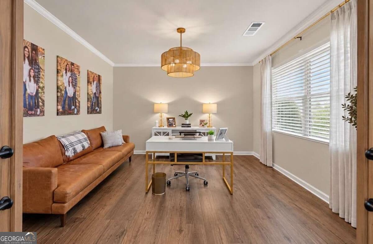 5 bedroom, 3 bathroom, 2,539 sq ft single family residence for sale at 6012 Screech Owl Drive, Flowery Branch, GA 30542 — photo 4
