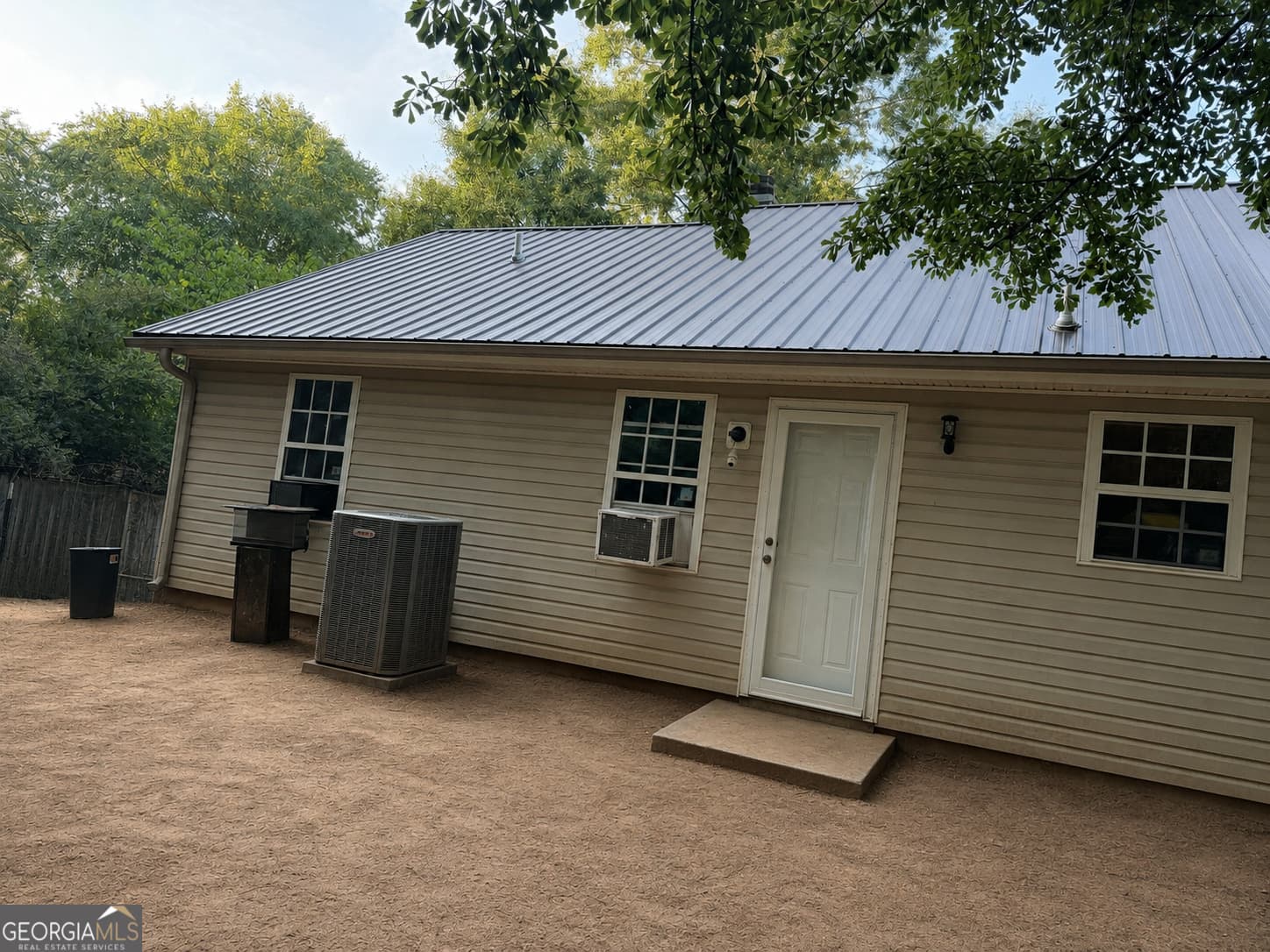 3 bedroom, 2 bathroom single family residence for sale at 107 Bonnies Way, Jenkinsburg, GA 30234 — photo 4