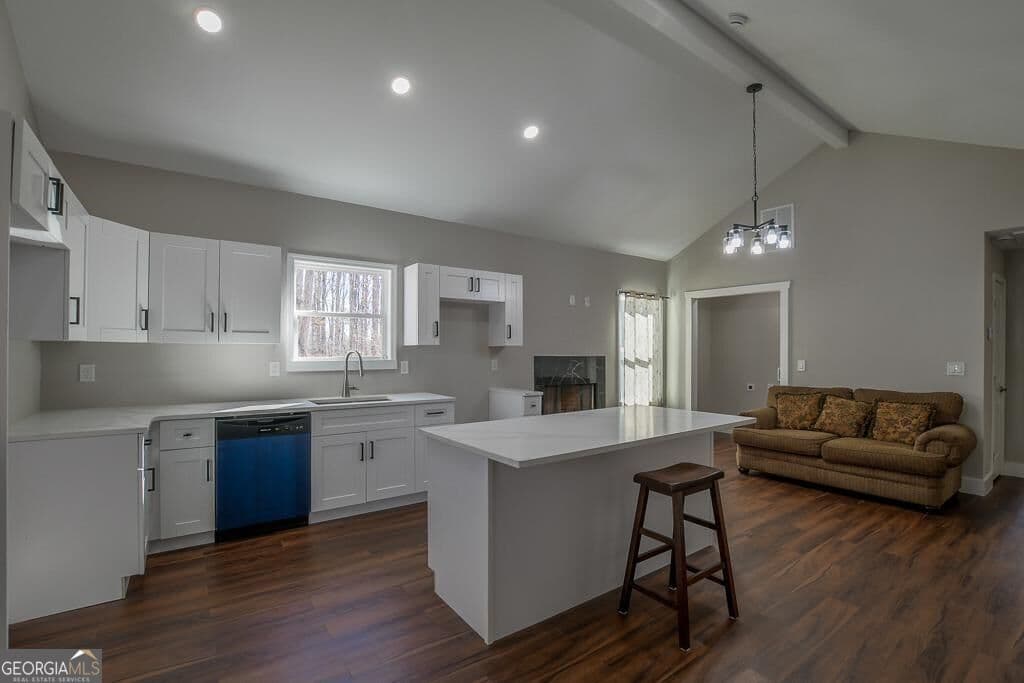 2 bedroom, 2 bathroom, 1,800 sq ft cabin,single family residence for sale at 1020 Riverbend Road, Commerce, GA 30530 — photo 9