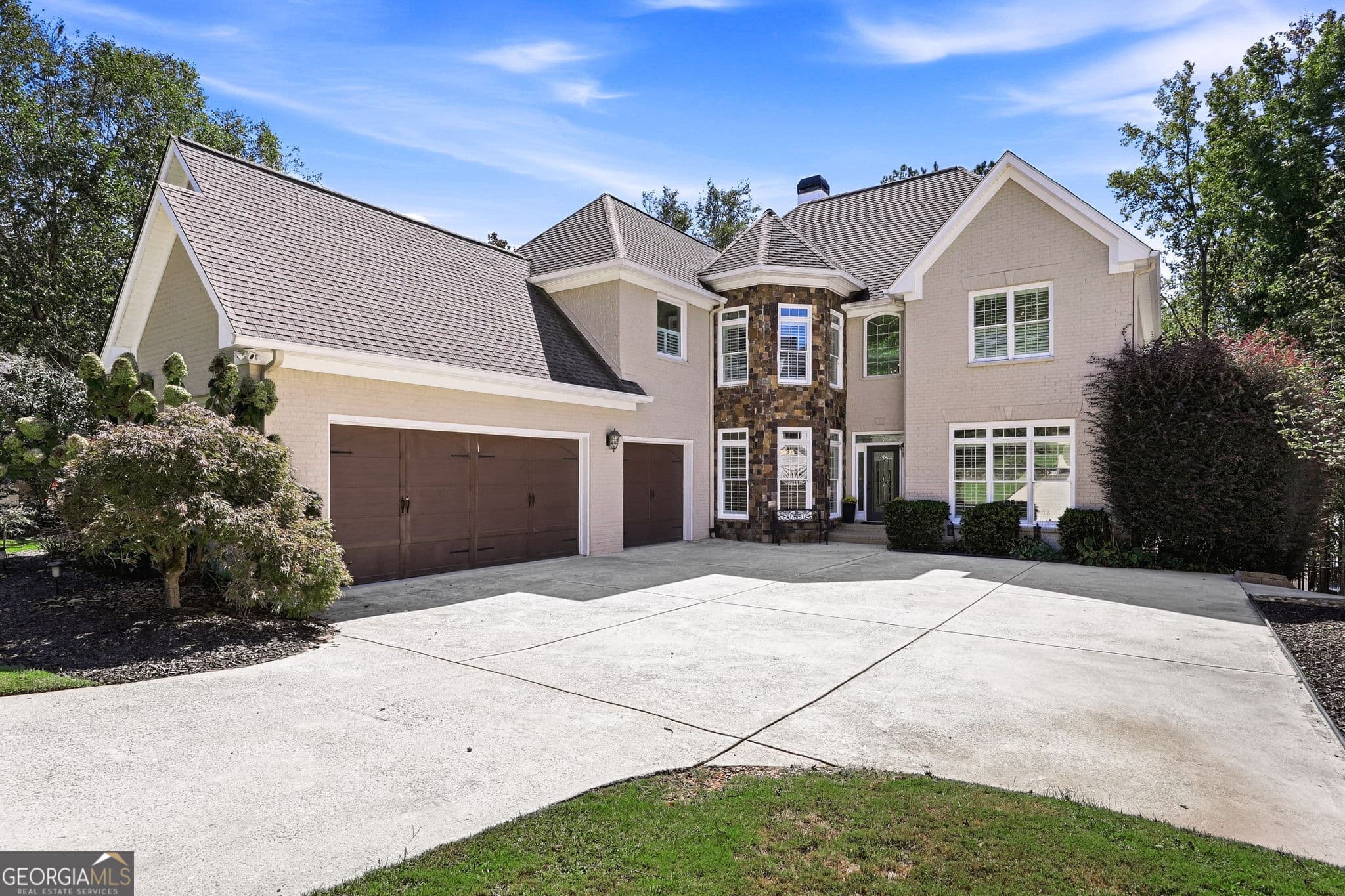 5 bedroom, 5.5 bathroom, 5,771 sq ft single family residence for sale at 4450 Flagship Drive, Gainesville, GA 30506 — photo 5