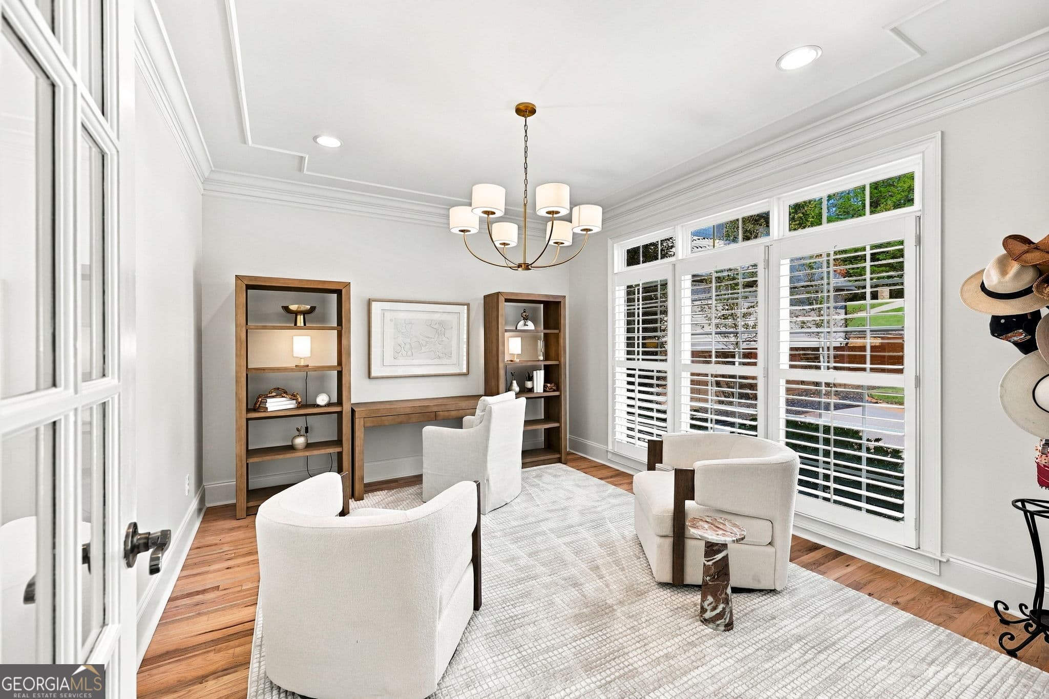 5 bedroom, 5.5 bathroom, 5,771 sq ft single family residence for sale at 4450 Flagship Drive, Gainesville, GA 30506 — photo 9