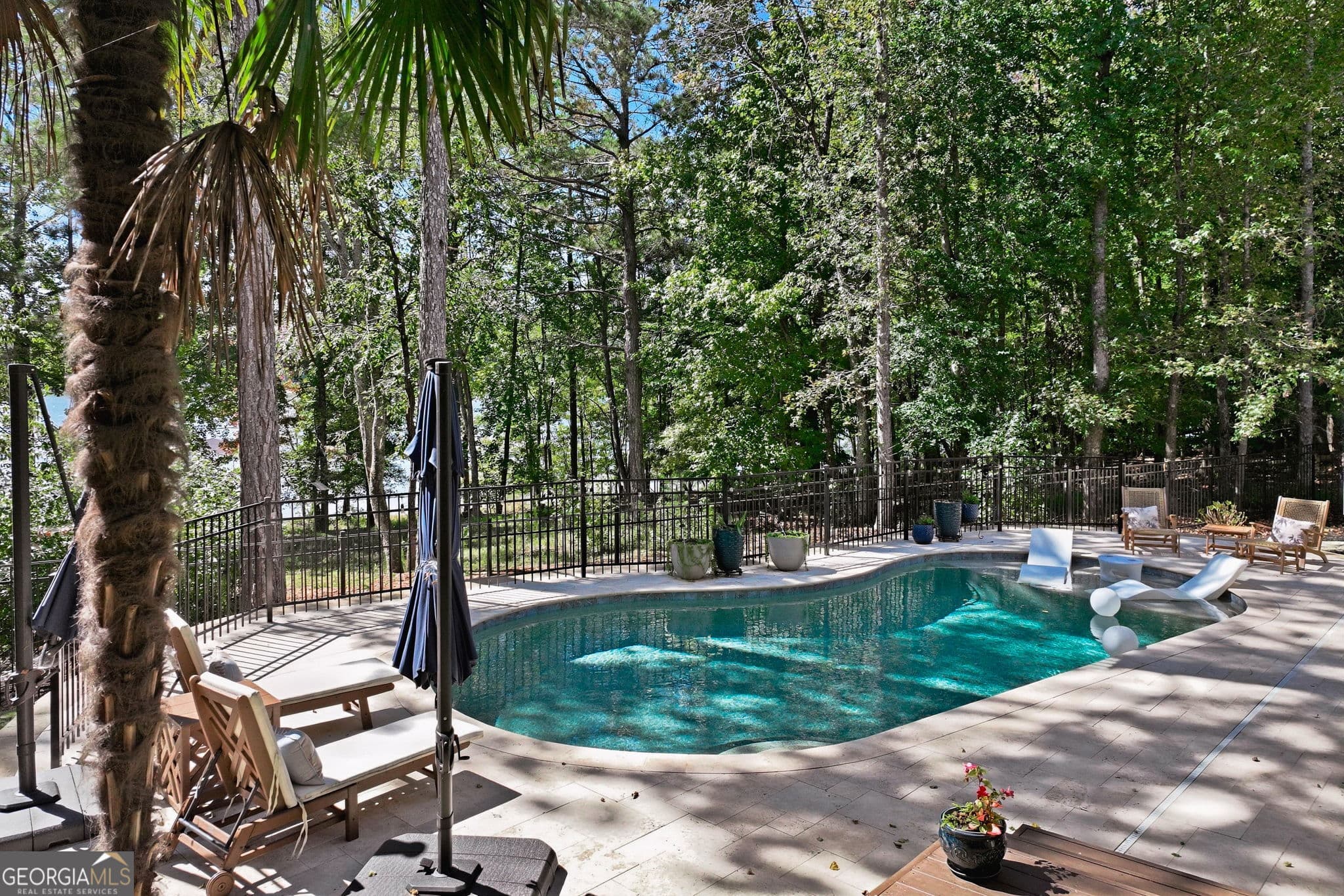 5 bedroom, 5.5 bathroom, 5,771 sq ft single family residence for sale at 4450 Flagship Drive, Gainesville, GA 30506 — photo 4