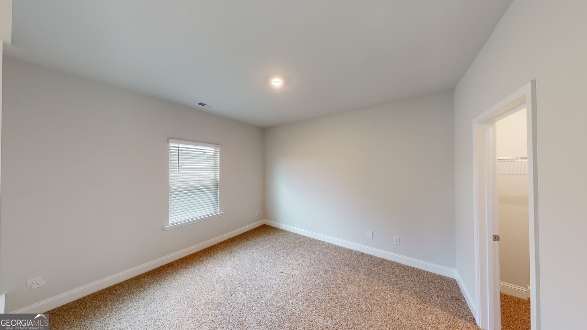 4 bedroom, 2.5 bathroom, 2,505 sq ft single family residence for sale at 1039 Holliday Pass 23, Griffin, GA 30223 — photo 5