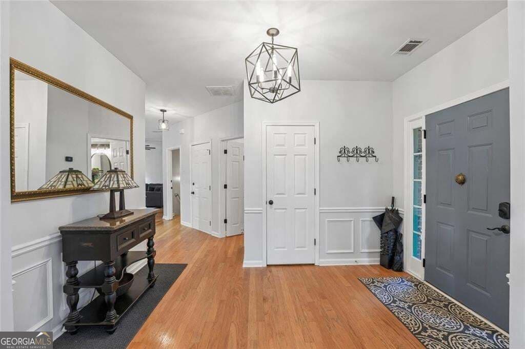6 bedroom, 3.5 bathroom, 3,744 sq ft single family residence for sale at 195 Sable Pointe Drive, Milton, GA 30004 — photo 4