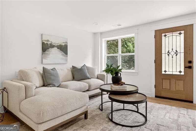 4 bedroom, 3 bathroom, 2,540 sq ft single family residence for sale at 656 Channing Drive, Atlanta, GA 30318 — photo 5