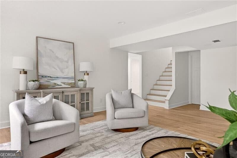 4 bedroom, 3 bathroom, 2,540 sq ft single family residence for sale at 656 Channing Drive, Atlanta, GA 30318 — photo 8