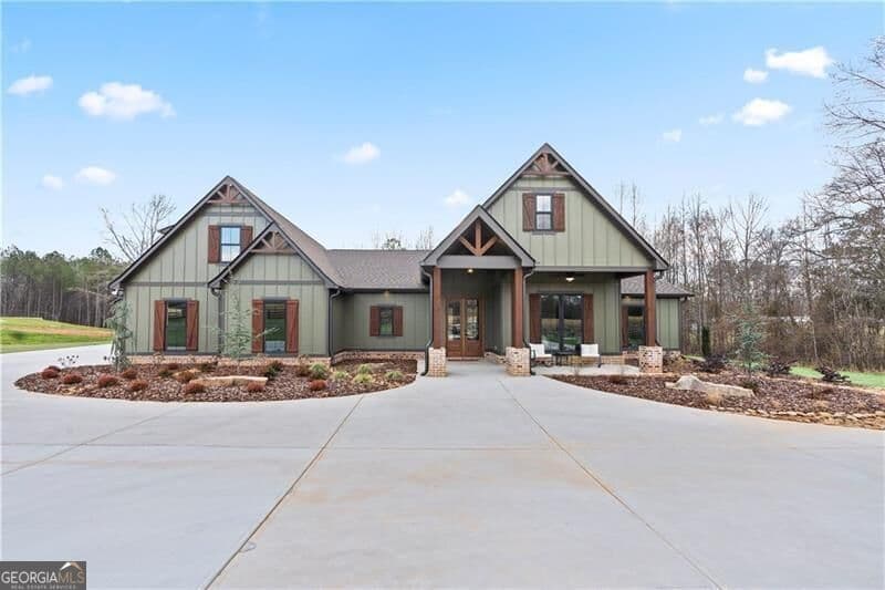 5 bedroom, 3.5 bathroom single family residence for sale at 301 Roy Morgan Road, Carrollton, GA 30116 — photo 2