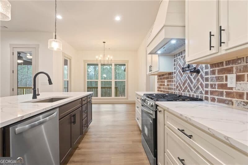 5 bedroom, 3.5 bathroom single family residence for sale at 301 Roy Morgan Road, Carrollton, GA 30116 — photo 4