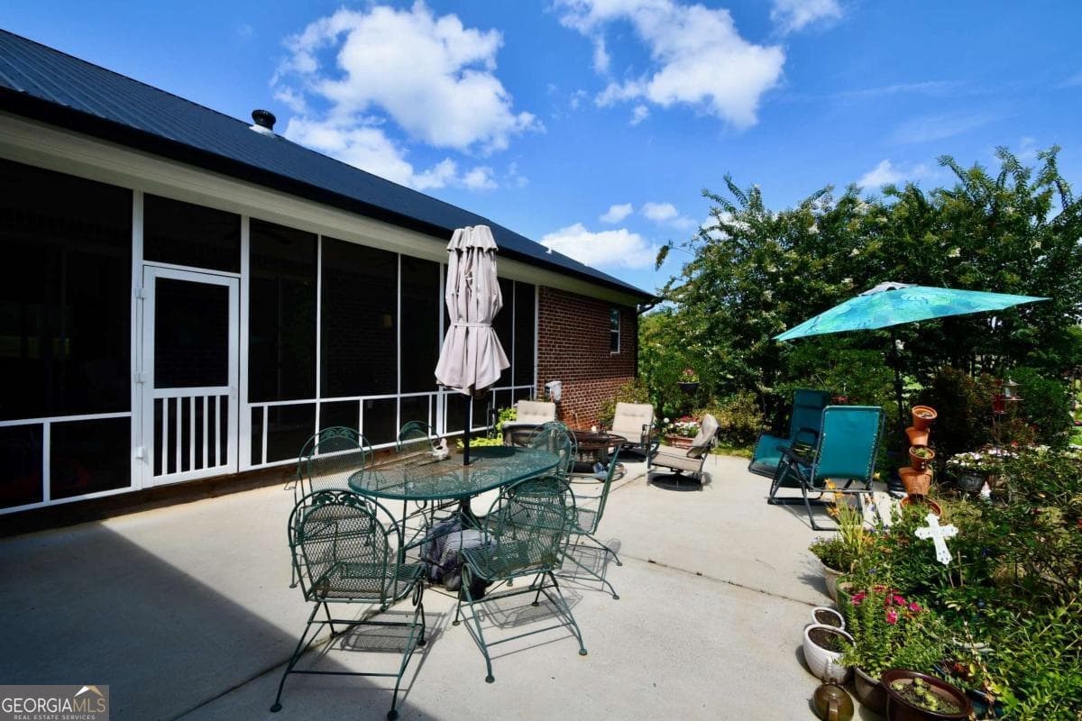 2 bedroom, 2.5 bathroom, 2,470 sq ft single family residence for sale at 2210 Flat Rock Road, Watkinsville, GA 30677 — photo 5