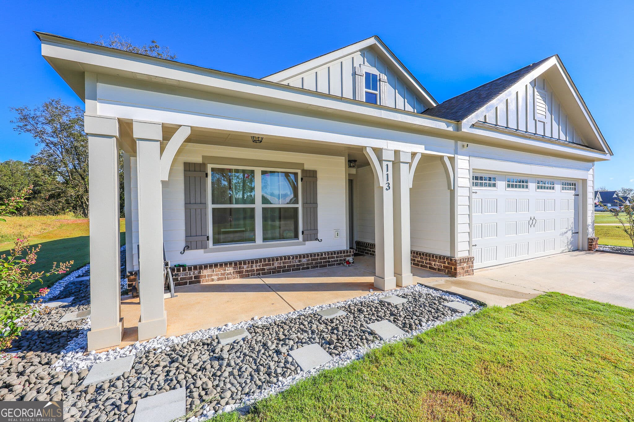 4 bedroom, 3 bathroom, 1,877 sq ft single family residence for sale at 113 Chinaberry Street, Pine Mountain, GA 31822 — photo 2