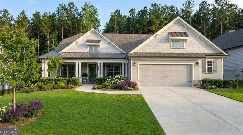2 bedroom, 2.5 bathroom, 2,657 sq ft single family residence for sale at 820 High Brooke Trail, Canton, GA 30115 — photo 1 of 40