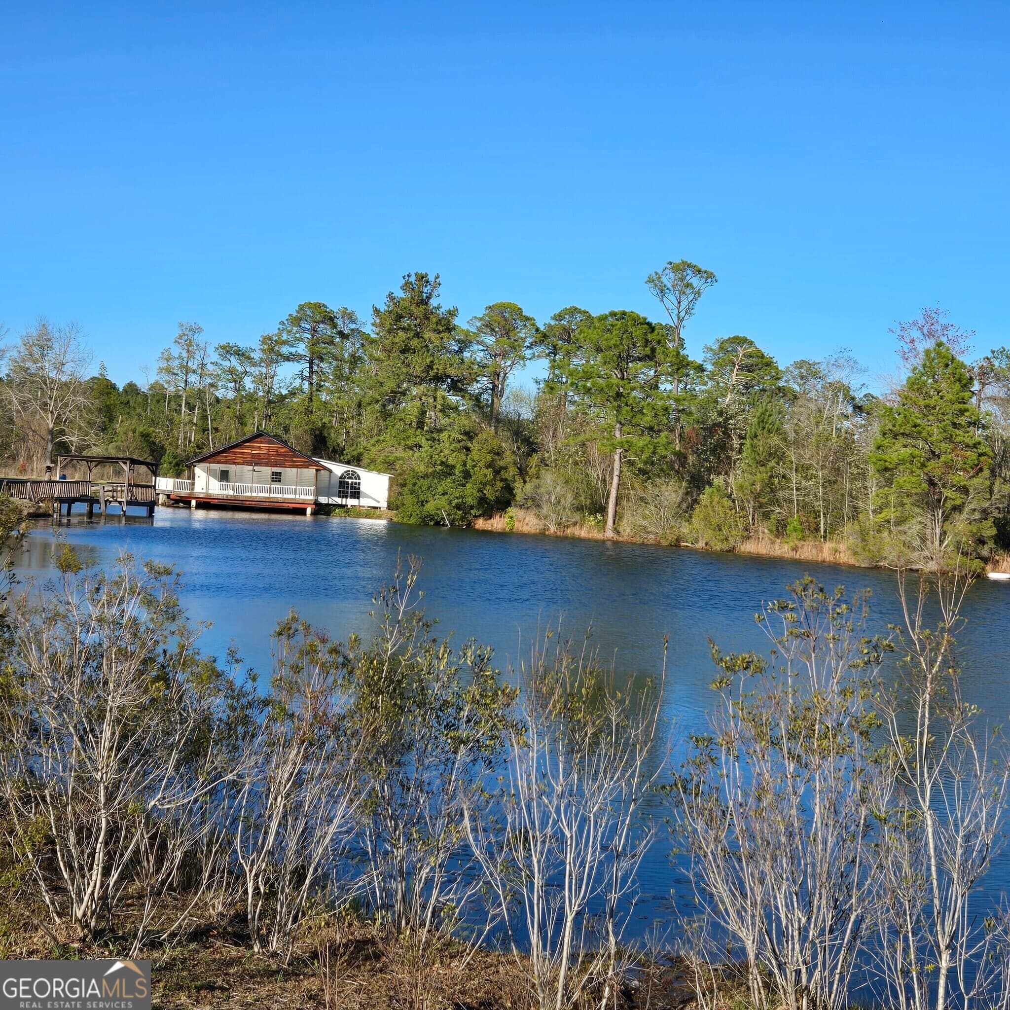 5 bedroom, 2 bathroom, 2,124 sq ft single family residence for sale at 2606 Beechwood Drive, Jesup, GA 31545 — photo 2