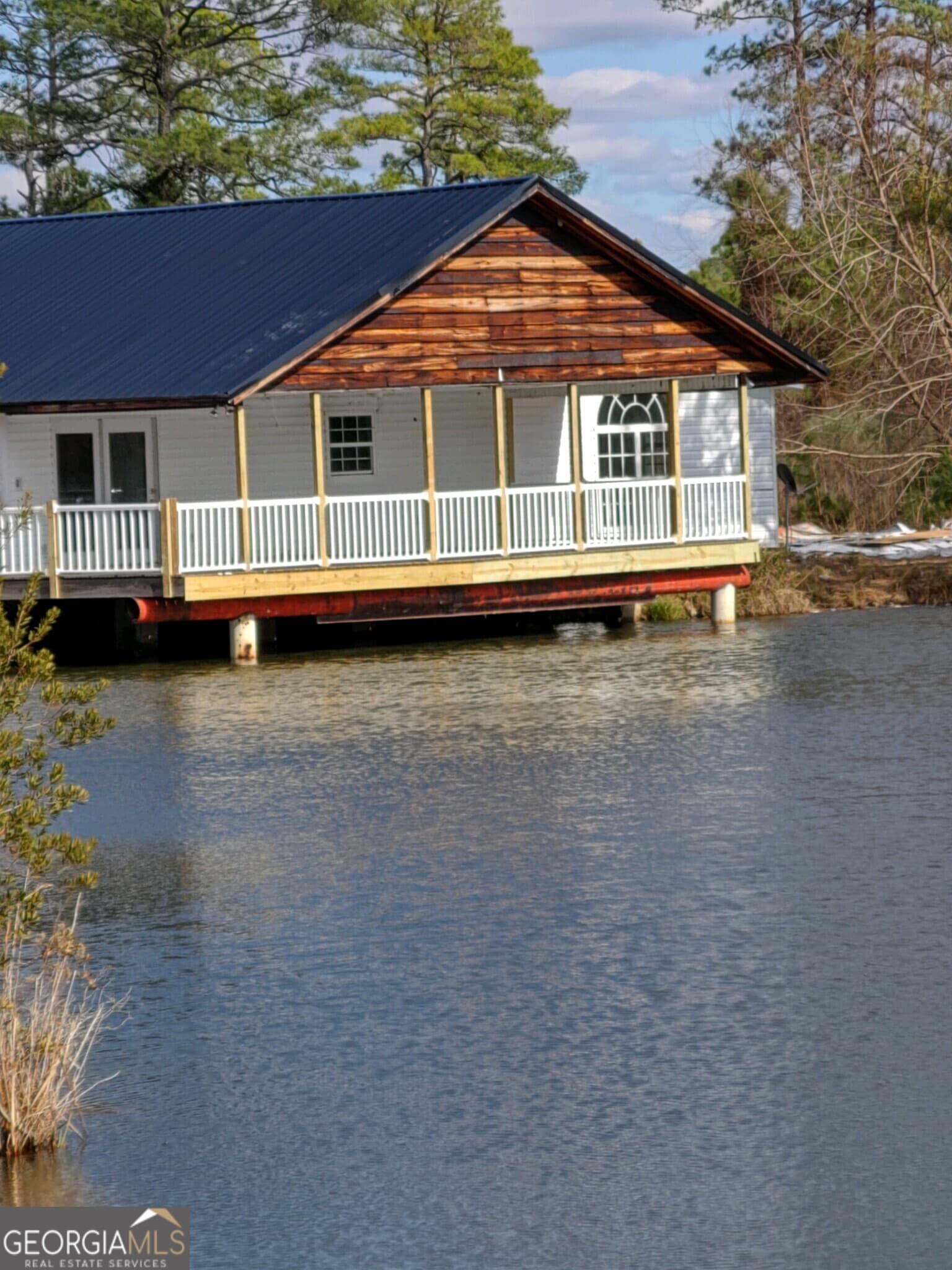 5 bedroom, 2 bathroom, 2,124 sq ft single family residence for sale at 2606 Beechwood Drive, Jesup, GA 31545 — photo 1 of 43