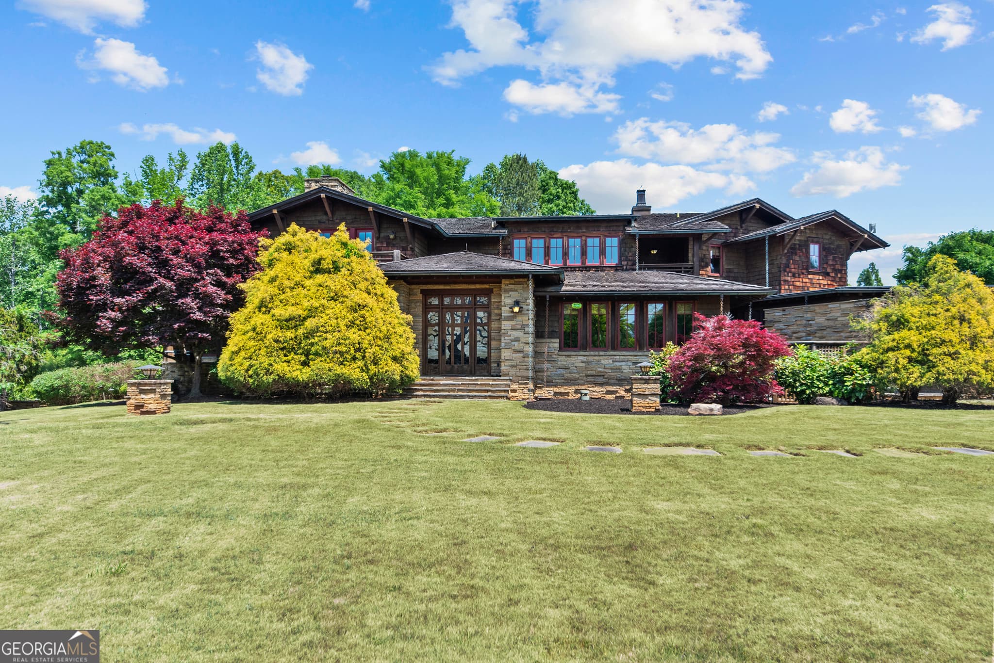 3 bedroom, 3.5 bathroom, 15,604 sq ft single family residence for sale at 1875 Reids Ferry Road, Buckhead, GA 30625 — photo 2