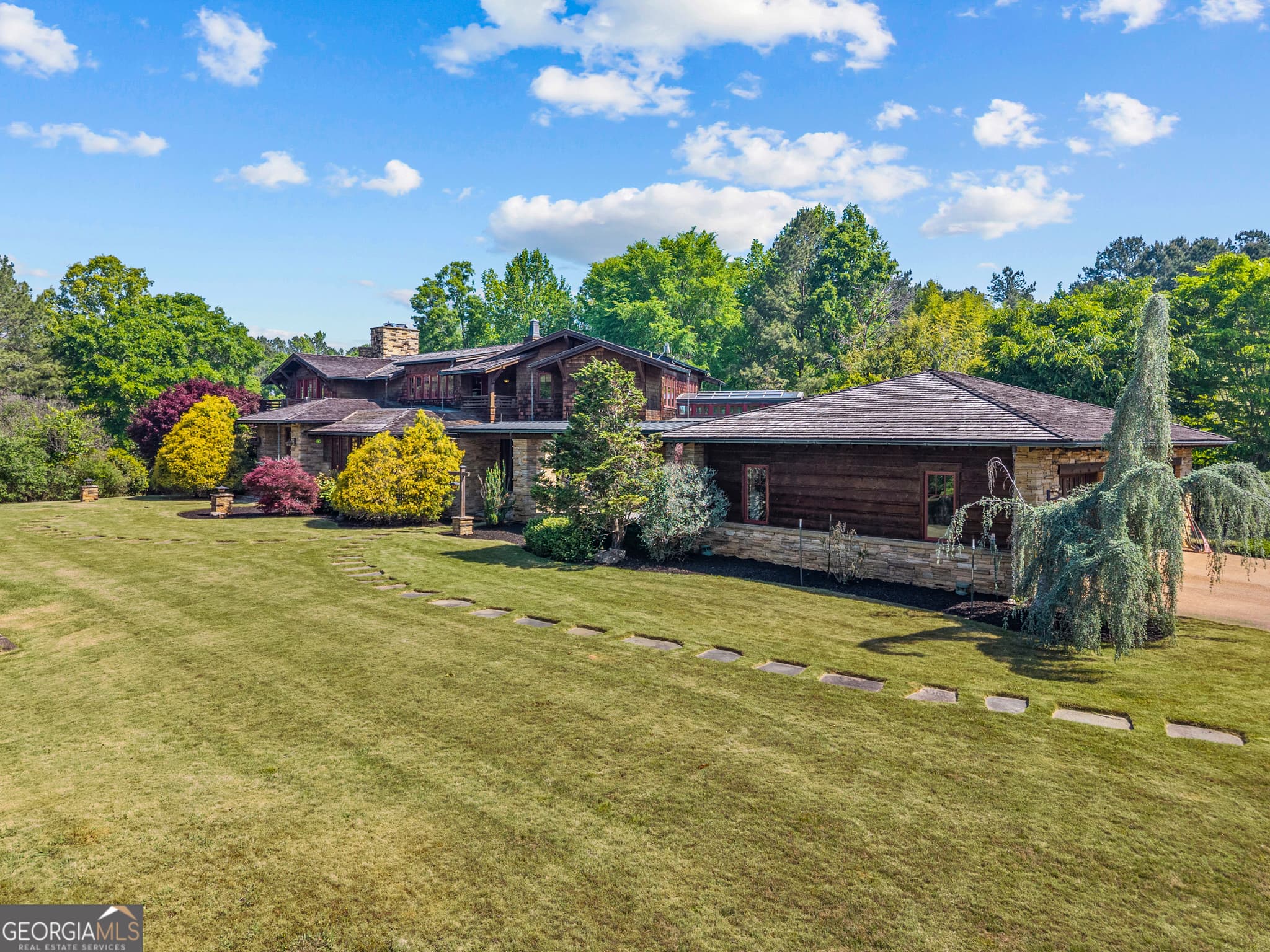 3 bedroom, 3.5 bathroom, 15,604 sq ft single family residence for sale at 1875 Reids Ferry Road, Buckhead, GA 30625 — photo 5