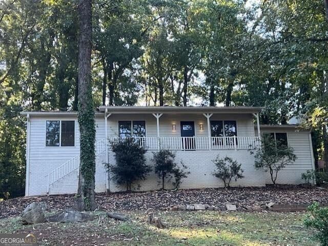 3 bedroom, 2 bathroom, 2,026 sq ft single family residence for rent at 562 Hidden Hills Court, Marietta, GA 30066 for $2,500 a month