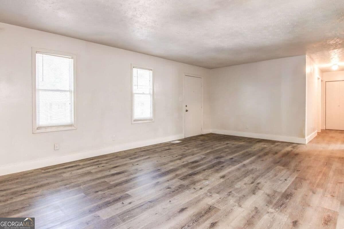 3 bedroom, 2 bathroom, 1,204 sq ft single family residence for rent at 1764 Big Horn Court, Conyers, GA 30013 for $1,600 a month — photo 4
