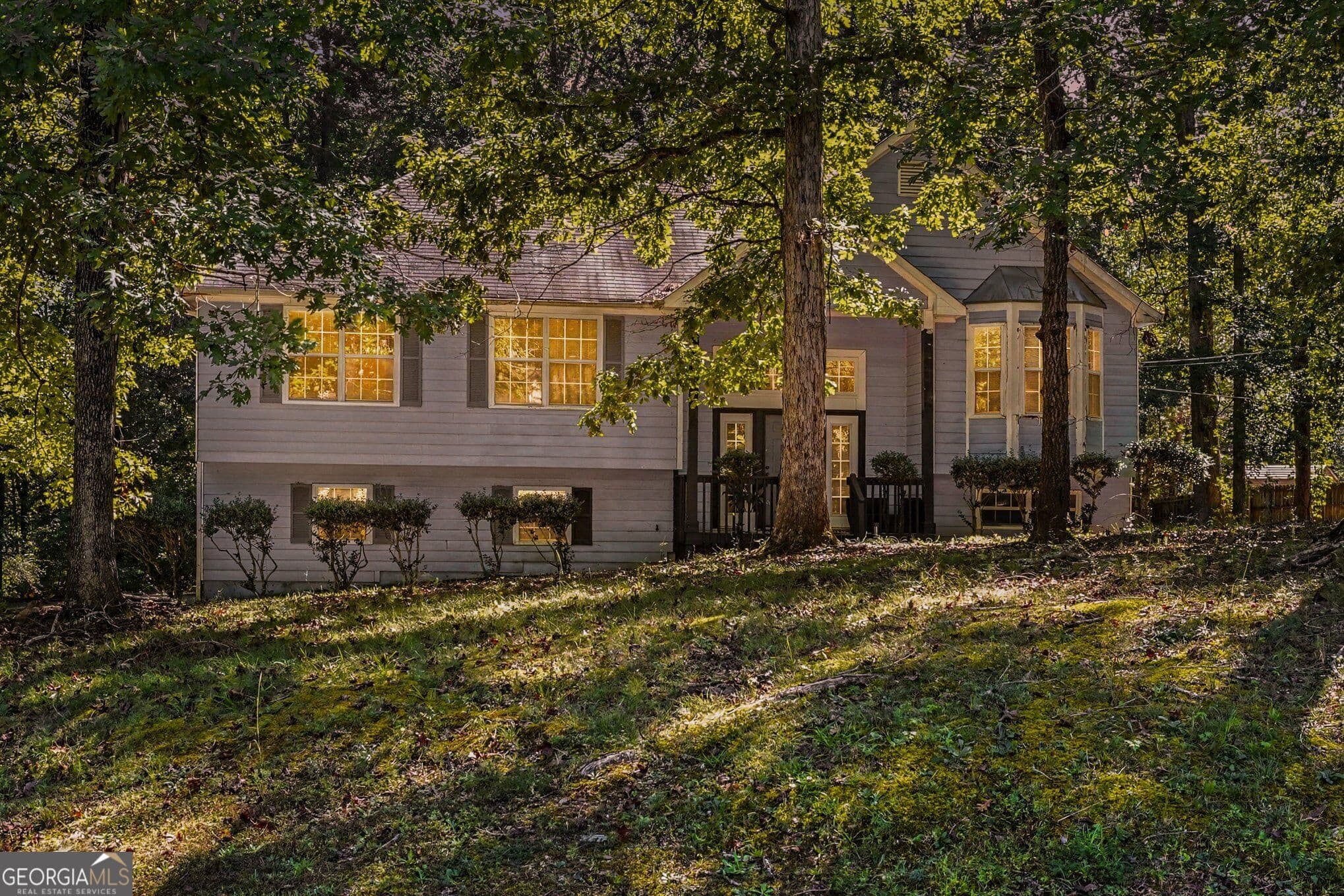 3 bedroom, 2 bathroom, 1,620 sq ft single family residence for sale at 482 Ward Road, Ellenwood, GA 30294 — photo 2