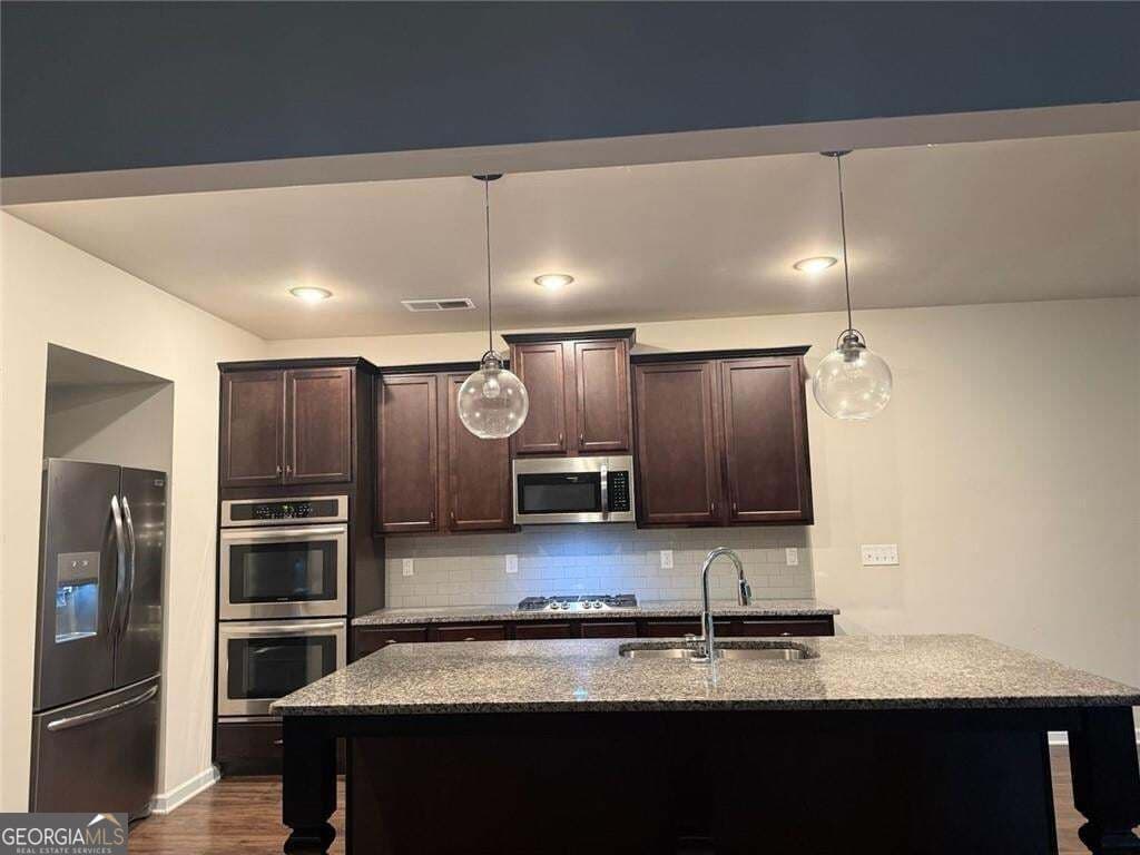 5 bedroom, 3.5 bathroom, 3,496 sq ft single family residence for sale at 801 Relic Ridge, Hampton, GA 30228 — photo 6