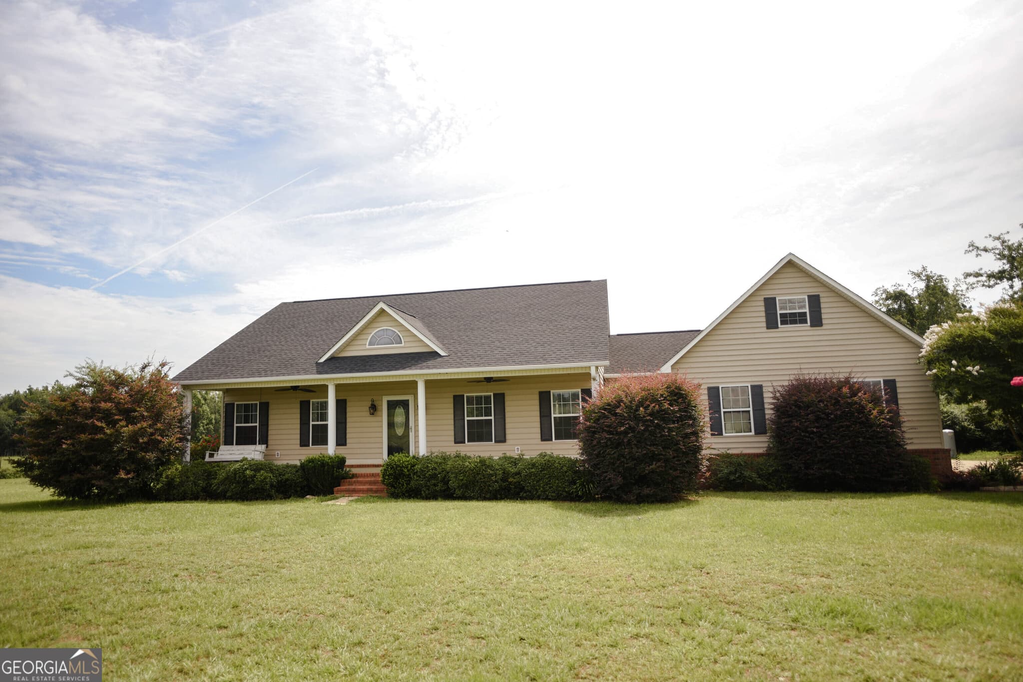 3 bedroom, 2 bathroom, 2,000 sq ft single family residence for sale at 247 Darrell Thompson Road, Lyons, GA 30436 — photo 2