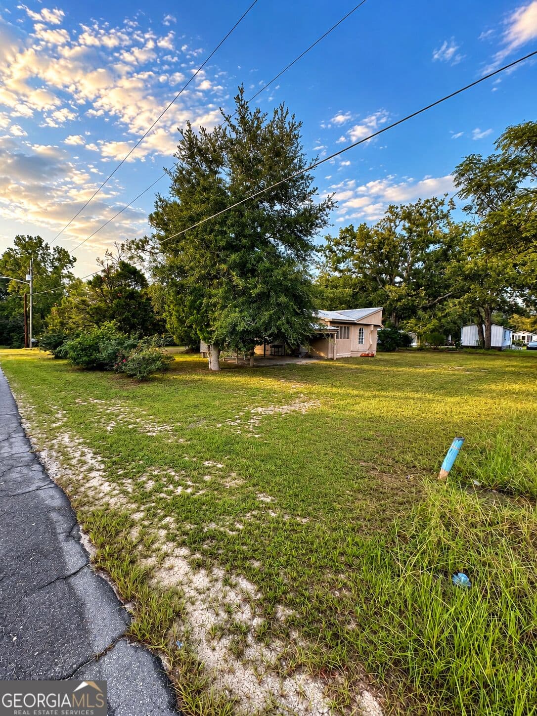 4 bedroom, 1.5 bathroom, 1,280 sq ft manufactured home,single family residence for sale at 118 Mosley Street, Reidsville, GA 30453