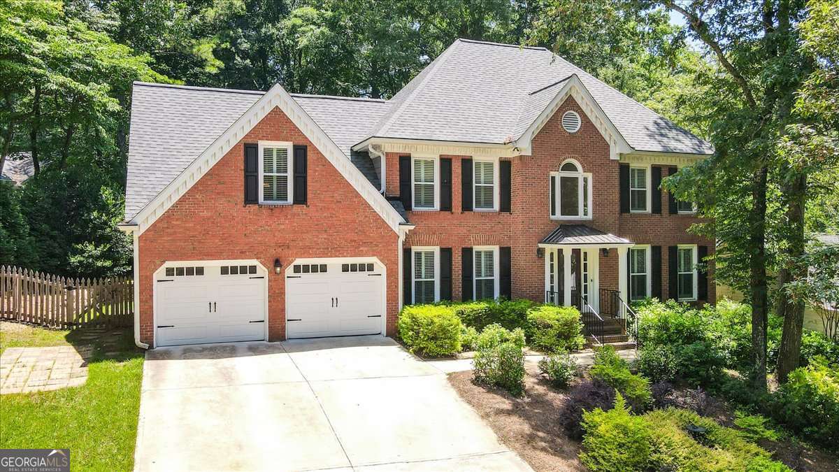 4 bedroom, 2.5 bathroom, 3,081 sq ft single family residence sold at 2242 Hill Creek Way, Marietta, GA 30062