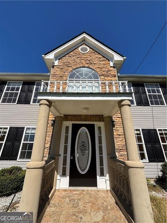 4 bedroom, 2.5 bathroom single family residence for rent at 2737 Kristen Court, Conyers, GA 30012 for $2,400 a month — photo 2