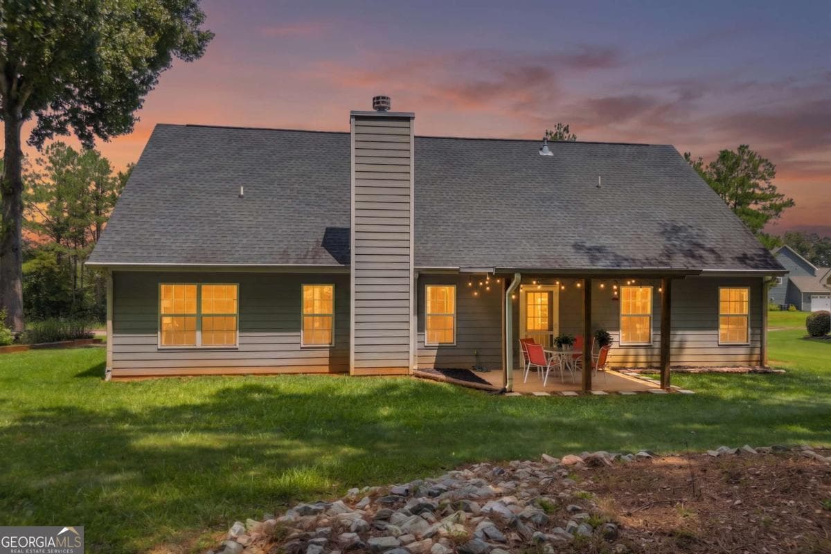 3 bedroom, 2 bathroom, 1,836 sq ft single family residence for sale at 388 Belmont Park Drive, Commerce, GA 30529 — photo 3