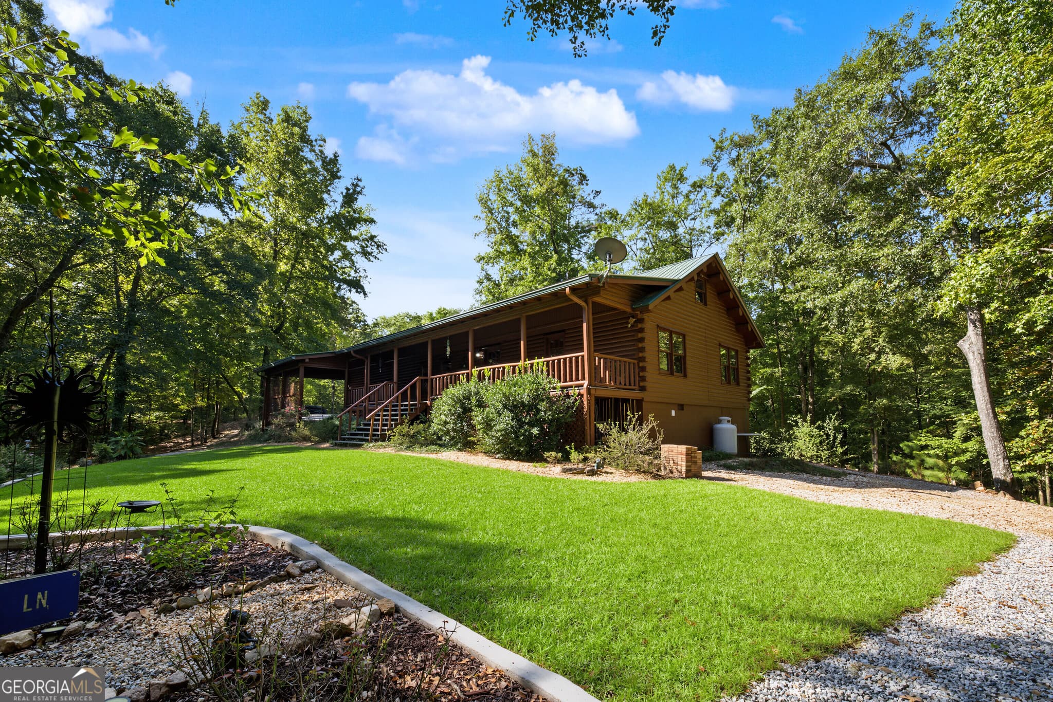 4 bedroom, 4 bathroom, 1,964 sq ft cabin,single family residence for sale at 374 Ferrell Tatum Road, Lagrange, GA 30240 — photo 1 of 67