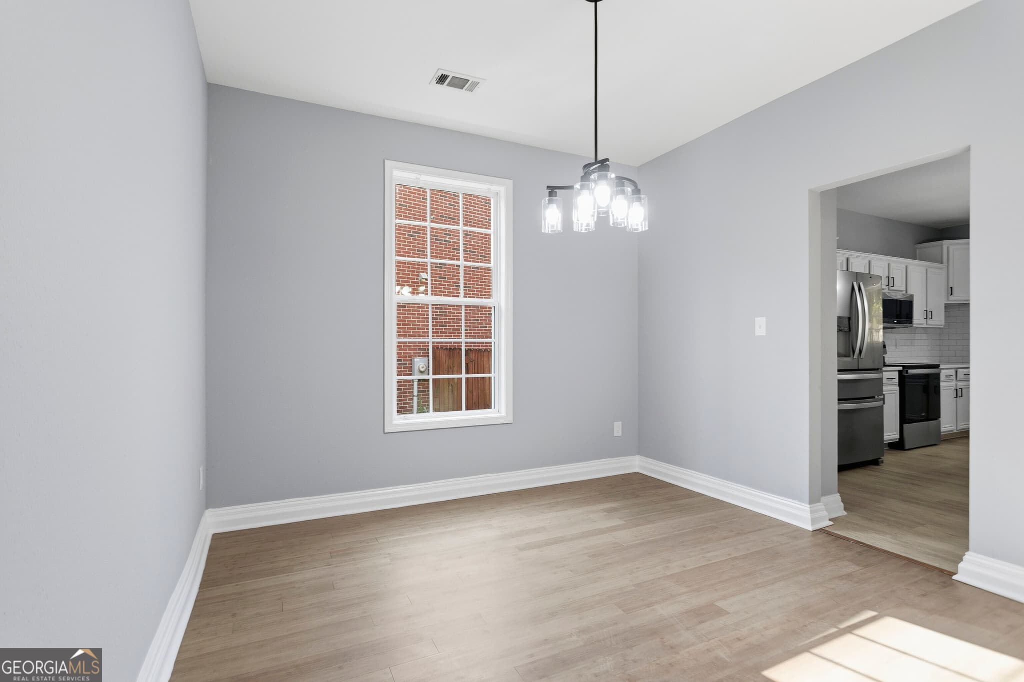 4 bedroom, 2.5 bathroom, 2,790 sq ft single family residence for sale at 2894 Ashly Woods Court, Snellville, GA 30078 — photo 6
