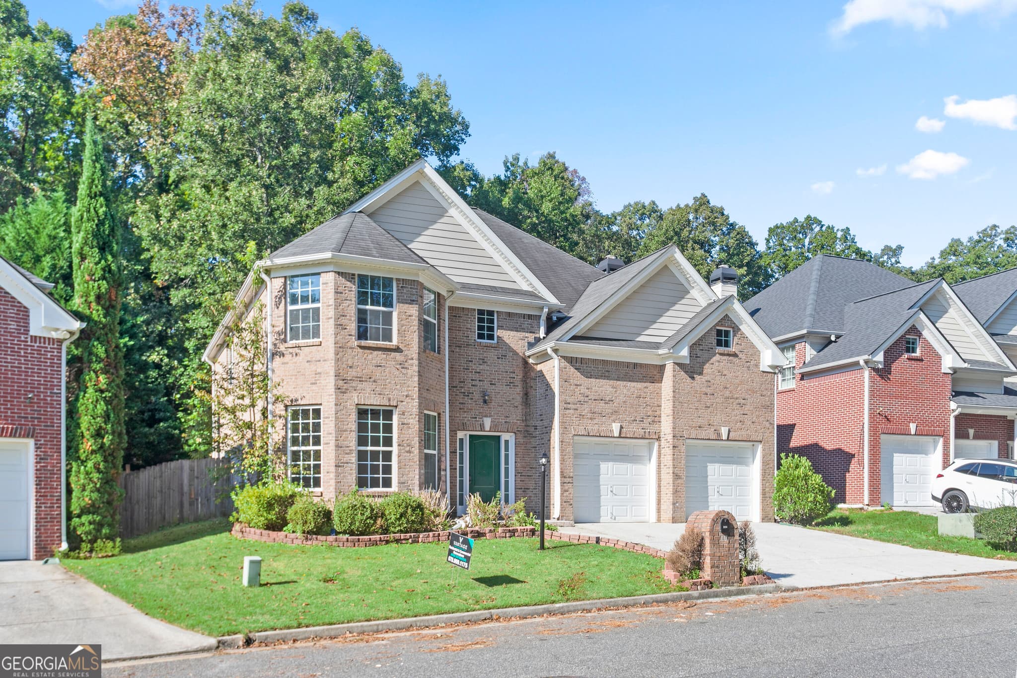 4 bedroom, 2.5 bathroom, 2,790 sq ft single family residence for sale at 2894 Ashly Woods Court, Snellville, GA 30078 — photo 3