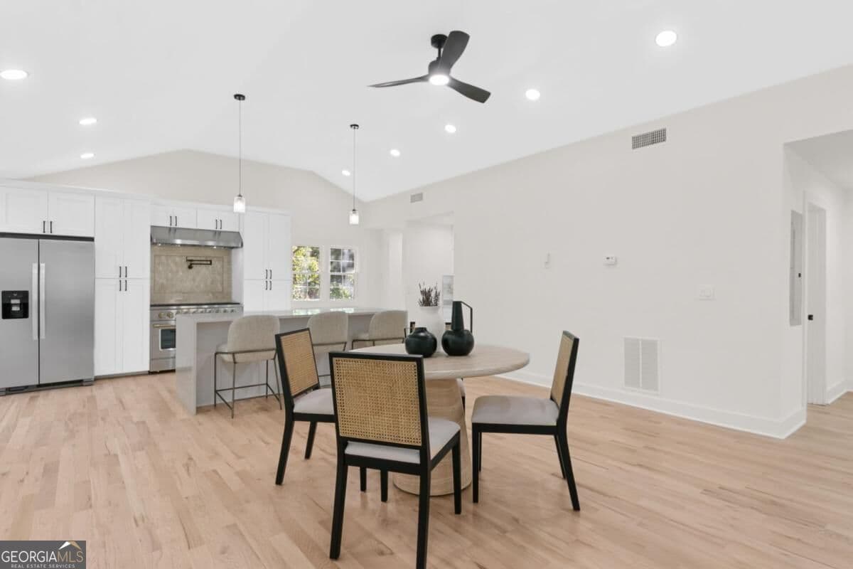 5 bedroom, 3 bathroom, 2,879 sq ft single family residence for sale at 3154 Briarcliff Way, Atlanta, GA 30345 — photo 8