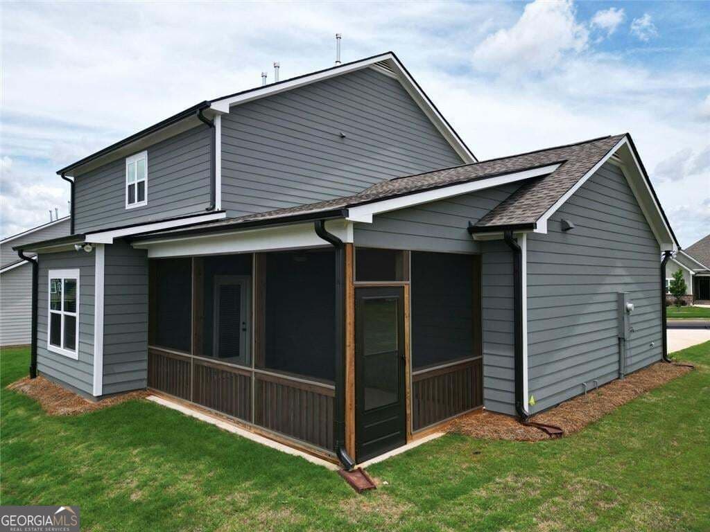 4 bedroom, 3 bathroom, 2,325 sq ft single family residence for rent at 448 Banff Drive, Winder, GA 30680 for $2,500 a month — photo 3