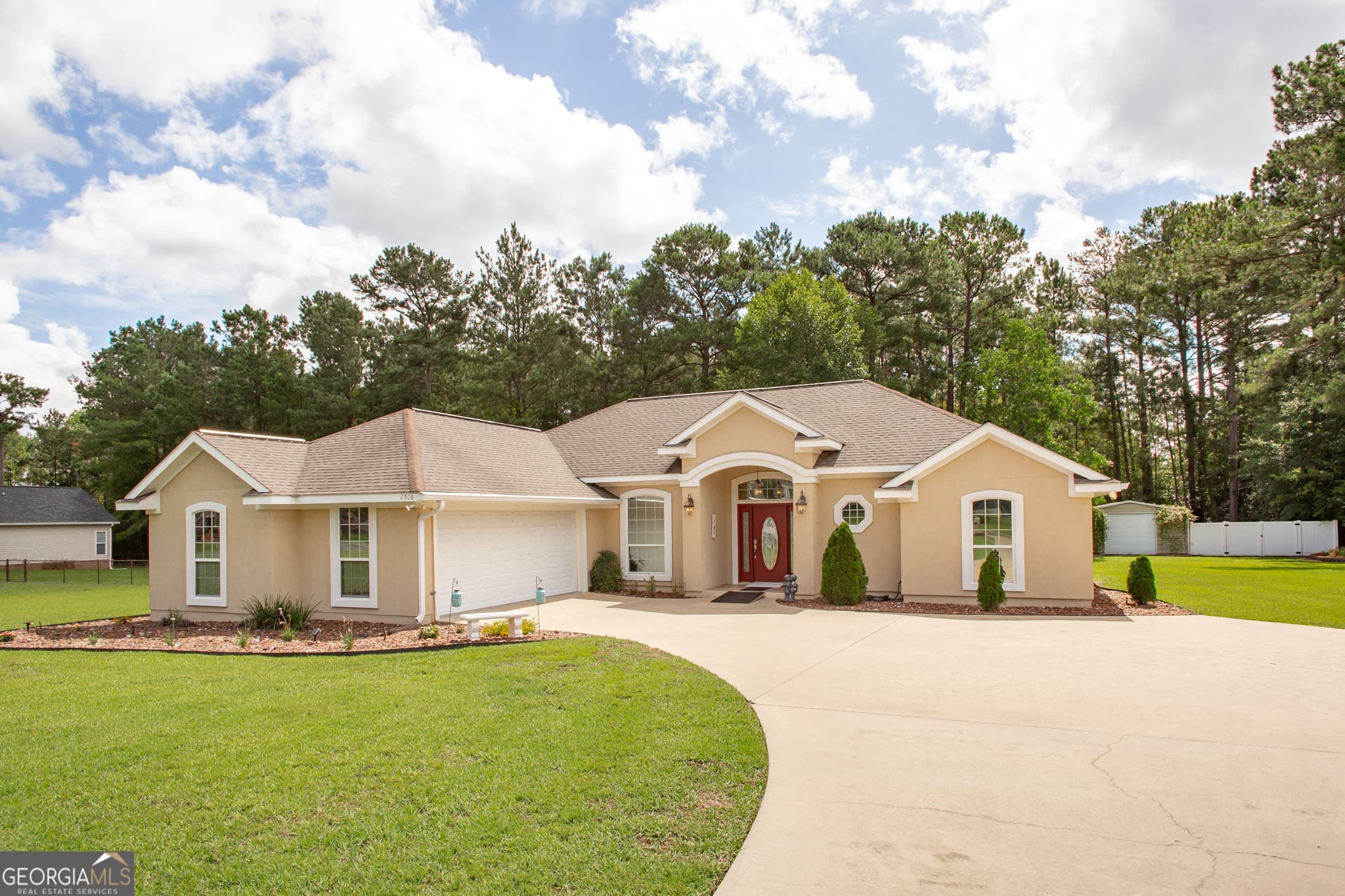 3 bedroom, 2 bathroom, 2,074 sq ft single family residence for sale at 2506 Lejuene Road, Waycross, GA 31501 — photo 1 of 75